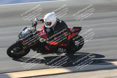 media/Oct-13-2025-Moto Forza (Mon) [[a66d839500]]/3-B Group/Session 2 (Bowl)/